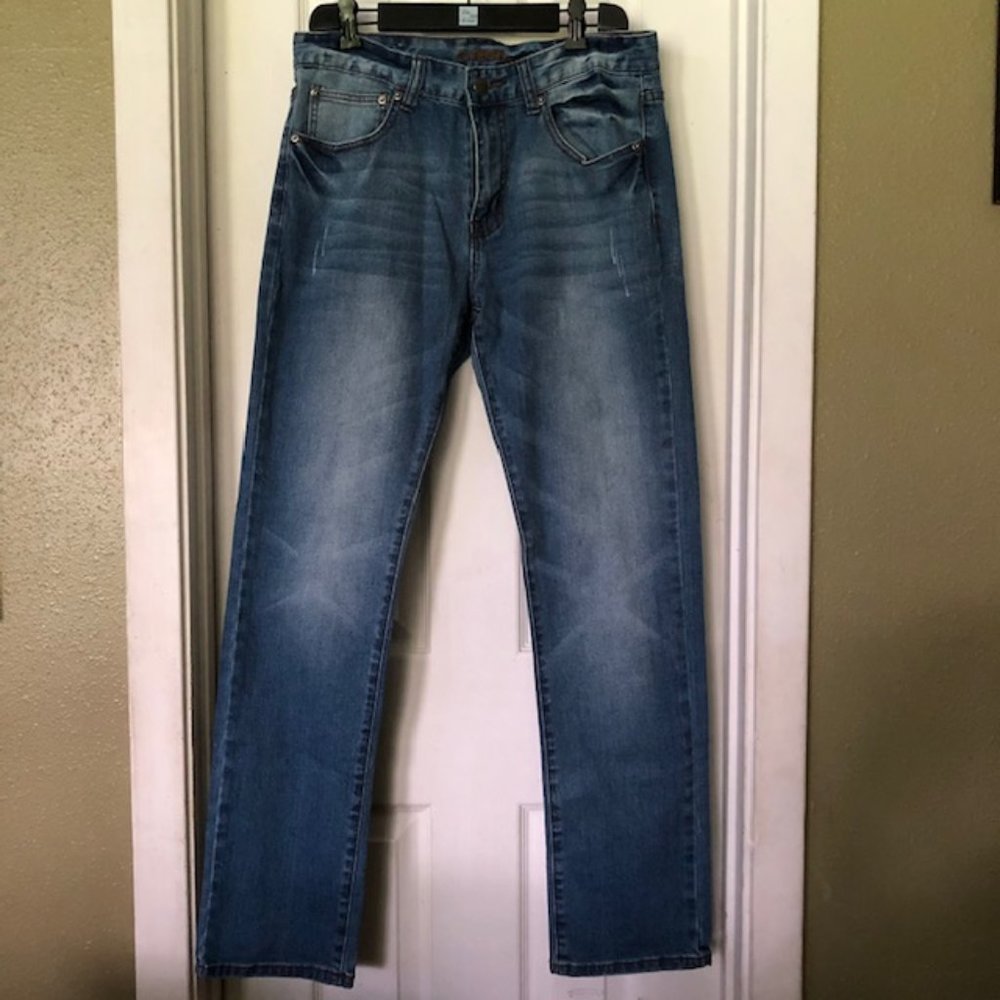 Men’s Carbon Brand Jeans Size 32x32-Color blue
